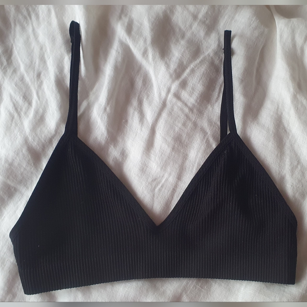 Black Ribbed Bralette